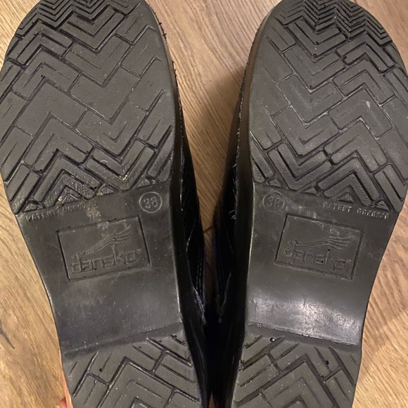 Dansko Shoes Dansko Classic Clogs Snakeskin Shine Patent Leather